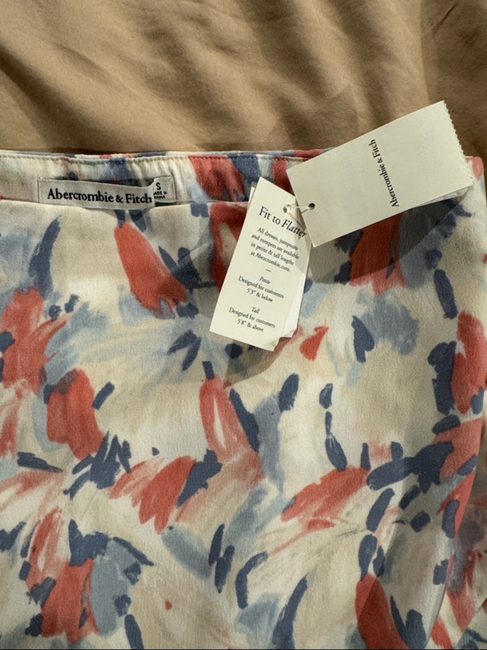 Abercrombie & Fitch Brushstroke Midi Skirt in Coral & Blue - Picture 4 of 5